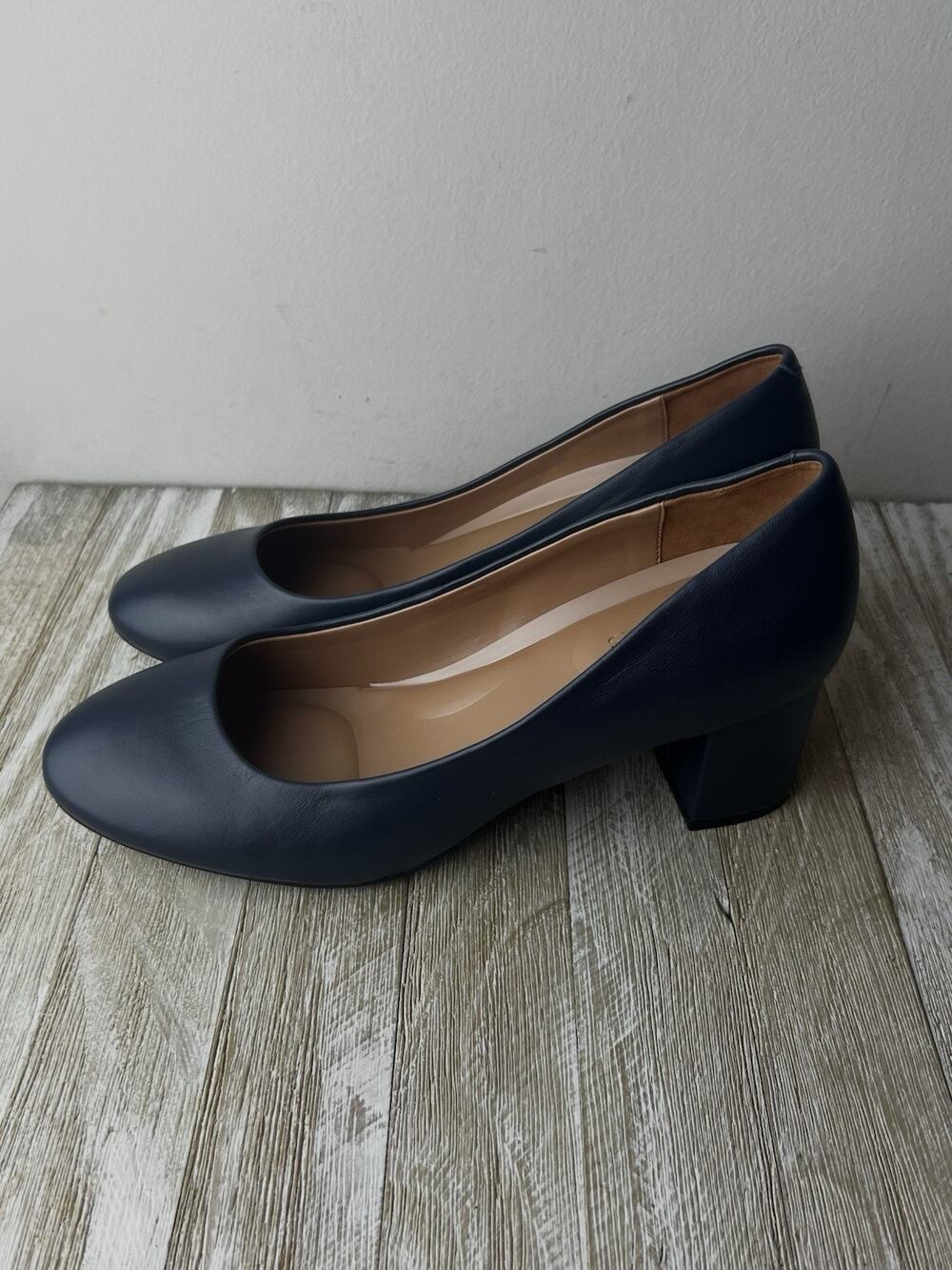 Aerosoles Shoes Eye Candy Leather Navy Block Heel Pumps Size 9 Career Comfort
